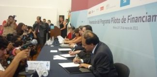 Firma del primer convenio piloto de apoyo a emprendedores entre la banca, el IPN y el ITESM