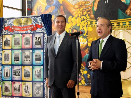 El director general de la Loterína, Benjamín González Roaro y el gobernador de Puebla, Rafael Moreno Valle.