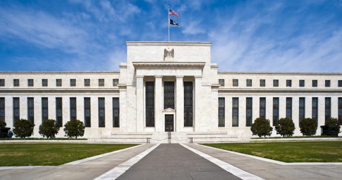 La Fed mantiene la tasa y confirma que será 