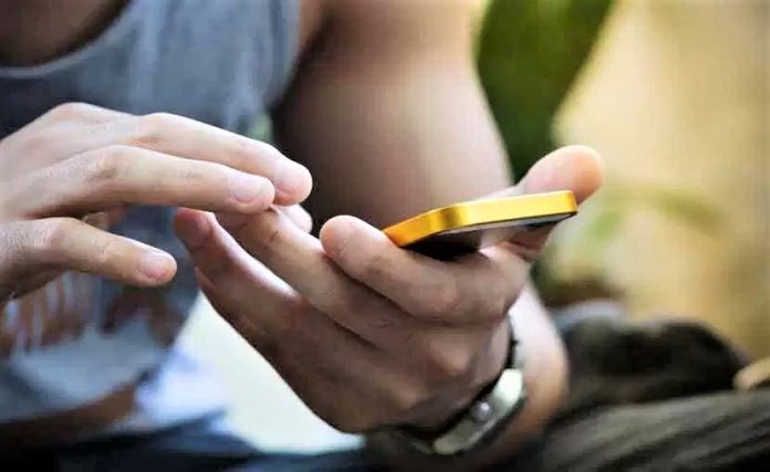 Celular mujer