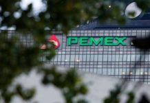 Petróleos Mexicanos ( PEMEX ) produjo en promedio 1.61 millones de barriles diarios de hidrocarburos líquidos durante el primer trimestre de 2025,
