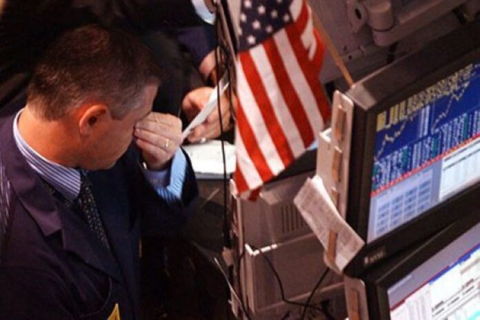 wall-street-economia-dola-cae-baja