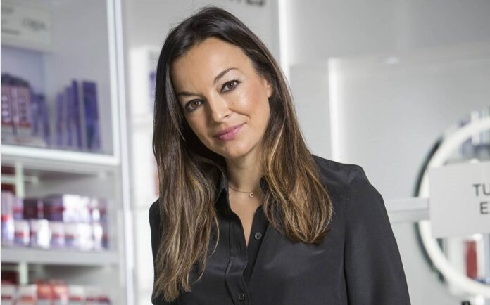 Deborah Armstrong, nueva CEO deL'Oréal.