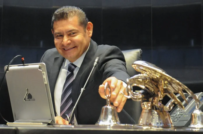 Alejandro Armenta se mantiene en primer lugar en preferencias electorales en Puebla