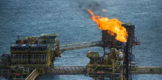 Incendio en Cantarell reflejó una pérdida de 700 mil barriles de petróleo de los que se han recuperado 600 mil