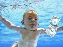 Spencer Elden, el bebé de cuatro meses que aparecía en la portada del álbum Nevermin de la famosa banda de rock “Nirvana”,