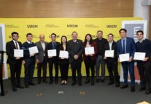 Otorgan UDEM y Ternium Premio a la Excelencia Académica a ocho egresados de carreras de Ingeniería