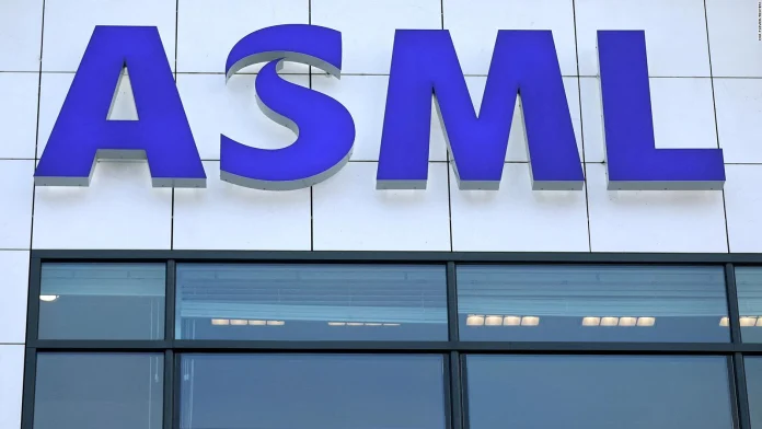 Las acciones de ASML Holding subieron más del 9% este miércoles, después de que la empresa informará resultados trimestrales