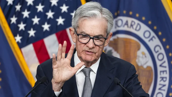 FED mantiene tasas de interés en niveles del 5.25% al ??5.5% FED mantiene tasas de interés en niveles del 5.25% al ??5.5%