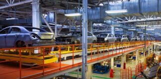 Los autos extranjeros pagarán caro: Trump pone a Norteamérica en la pole position (con EE.UU. al volante)- Tiempos de los aranceles
