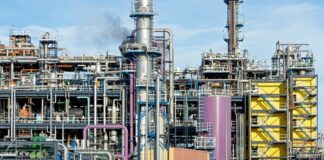 Compra empresa Reacciones Químicas centro de producción de resinas estadounidense