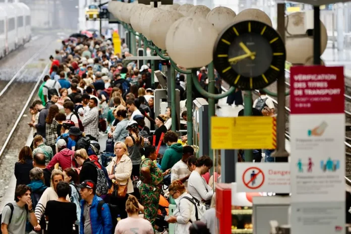 Horas antes de la inauguración de los Juegos Olímpicos, se reportaron ataques a la red de trenes de alta velocidad de Francia, las acciones Horas antes de la inauguración de los Juegos Olímpicos, se reportaron ataques a la red de trenes de alta velocidad de Francia, las acciones