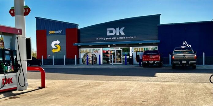 FEMSA cadena de tiendas Delek US Holdings FEMSA cadena de tiendas Delek US Holdings