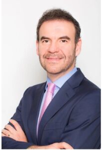 La alta dependencia de México en bienes importados significa que cualquier escalada en los precios internacionales puede traducirse rápidamente en un aumento de la inflación interna, dice Jorge Flores Kelly, maestro en Economía y fundador de Observatorio Nearshoring