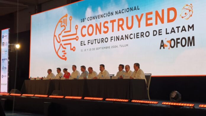 En este sentido, Herrejón Villarreal hizo un llamado a las Sofomes para integrar la educación financiera en el desarrollo de sus productos En este sentido, Herrejón Villarreal hizo un llamado a las Sofomes para integrar la educación financiera en el desarrollo de sus productos