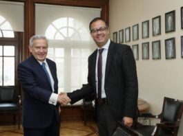 Gabriel Yorio y Jesús de la Fuente, subsecretario de Hacienda y presidente de la CNBV, participaron en la reunión de la Junta de Gobierno que aprobó la ley secundaria que normará la nueva Ley del Mercado de Valores.