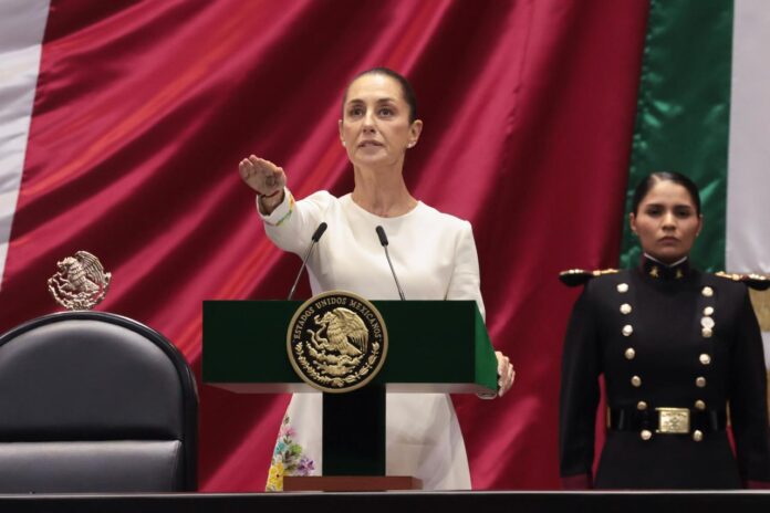 La presidenta Claudia Sheinbaum aseguró en su primer mensaje que gobernará para todos y todas. La presidenta Claudia Sheinbaum aseguró en su primer mensaje que gobernará para todos y todas.