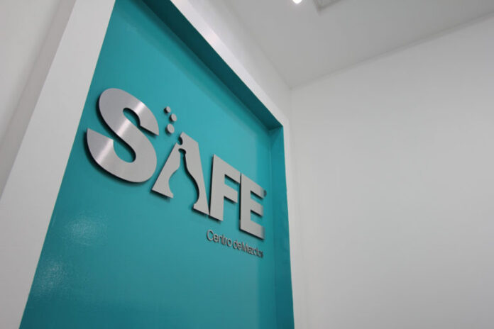 La central de mezclas, SAFE, filial de PISA, detrás de la empresa Productos Hospitalarios , señalada por la contaminación que mató a 13 menores en el Estado de México. La central de mezclas, SAFE, filial de PISA, detrás de la empresa Productos Hospitalarios , señalada por la contaminación que mató a 13 menores en el Estado de México.