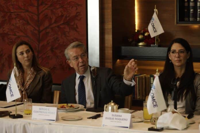 Sergio E. Contreras, presidente del COMCE, aseguró que México puede superar todos los desafíos económicos y empresariales Sergio E. Contreras, presidente del COMCE, aseguró que México puede superar todos los desafíos económicos y empresariales