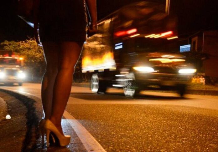 Del estigma a la dignidad: las trabajadoras sexuales mueven 90 mil millones en México, pero siguen en la sombra Del estigma a la dignidad: las trabajadoras sexuales mueven 90 mil millones en México, pero siguen en la sombra