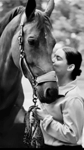 Cabalgando en consciencia: La meta de Dominique Duran Rea