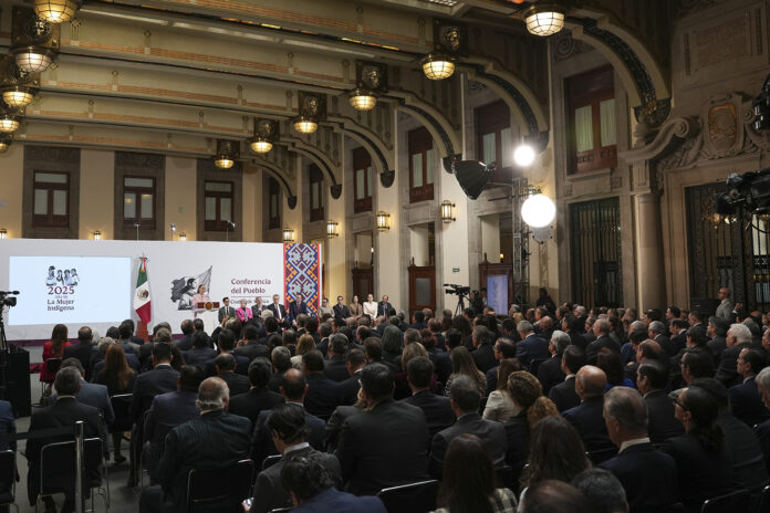 Presidenta Sheinbaum llama al sector empresarial a fortalecer el Plan México para impulsar el desarrollo del país Presidenta Sheinbaum llama al sector empresarial a fortalecer el Plan México para impulsar el desarrollo del país