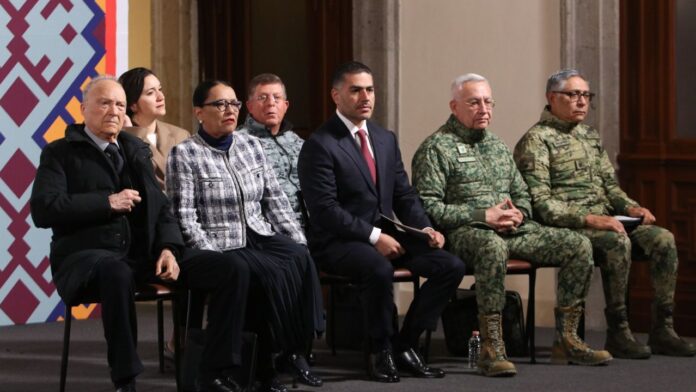gabinete de seguridad y el canciller Juan Ramón de la Fuente viajarán a Washington para reunirse mañana con el secretario de Estado gabinete de seguridad y el canciller Juan Ramón de la Fuente viajarán a Washington para reunirse mañana con el secretario de Estado