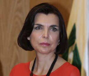 Fue en mayo de 2023 cuando el presidente Andrés Manuel López Obrador dio a conocer durante una de sus conferencias matutinas la contratación, por órdenes de la ministra Norma Piña, de la economista María Fernanda Casanueva como Secretaría Ejecutiva de Administración de la SCJN, quien fue directora general del Secretariado Ejecutivo del Sistema Nacional de Seguridad Pública del 2009 al 2011, cuando Genaro García Luna era Secretario de Seguridad.