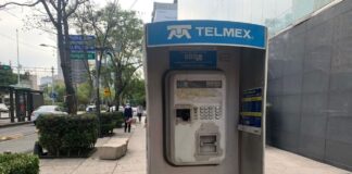 Conectados al pasado: Telmex no puede quitar los teléfono públicos de las calles
