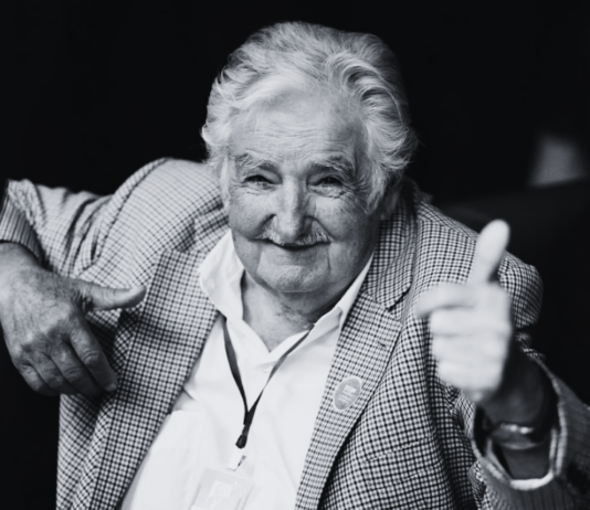 Pepe Mujica gobernó Uruguay de 2010 a 2015, impulsando reformas progresistas que marcaron época, legalizó el matrimonio igualitario,