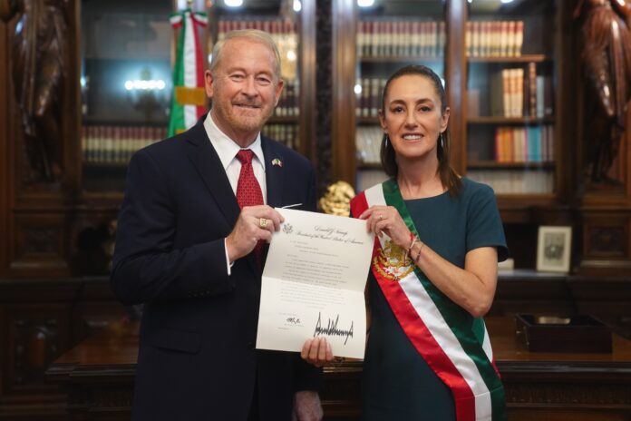 Seguridad, migración y remesas, los temas durante primera reunión de Sheinbam con Embajador Johnson Seguridad, migración y remesas, los temas durante primera reunión de Sheinbam con Embajador Johnson