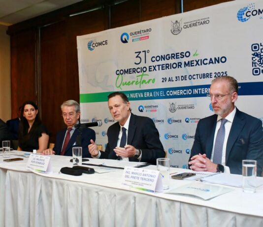 Del 29 al 31 de octubre se llevará a cabo en Querétaro el 31º Congreso del Comercio Exterior, considerada la reunión más importante del sector exportador del país en donde los asistentes podrán participar en mesas de diálogo, talleres y conferencias donde se explorarán temas para impulsar la competitividad del sector exportador mexicano.