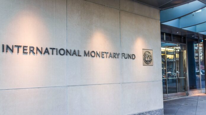 WhatsApp Image 2025-05-21 at 9.25.33 PM FMI insta a EE.UU. a reducir su alto déficit fiscal