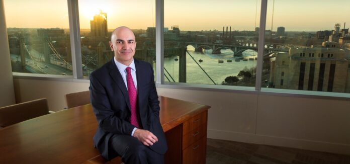 WhatsApp Image 2025-05-26 at 8.43.36 AM Kashkari de la Fed de Mineápolis