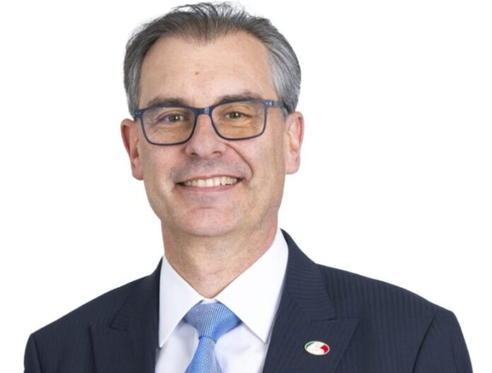 Jesús Martínez Castellanos, director general de GNP, asegura que México exhibe un gran potencial de crecimiento para este sector en el segmento de PYMES y salud. Jesús Martínez Castellanos, director general de GNP, asegura que México exhibe un gran potencial de crecimiento para este sector en el segmento de PYMES y salud.