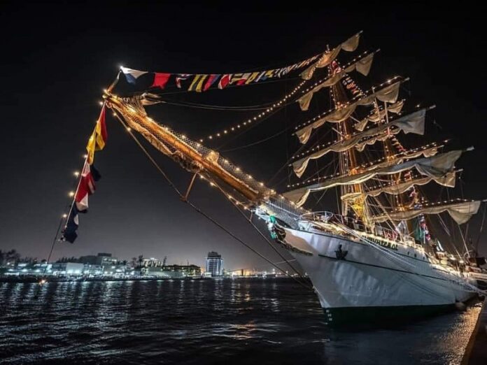 arribara-al-puerto-de-topolobampo-el-buque-escuela-velero-cuauhtemoc-245867