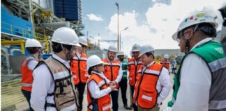 CFE fortalece la generación, transmisión y distribución de energía para asegurar un suministro eléctrico continuo y confiable El estado de Yucatán se encamina a lograr la autosuficiencia energética con la entrada en operación de nuevas plantas de la Comisión Federal de Electricidad (CFE) y la modernización de su infraestructura eléctrica, informaron en rueda de prensa en conjunto la directora general de la CFE, Emilia Calleja Alor, y el Gobernador Joaquín Díaz Mena