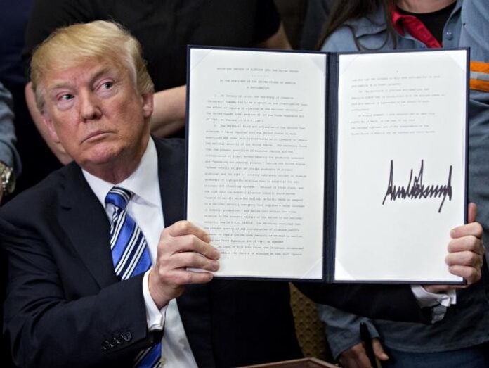 Firma Trump orden ejecutiva