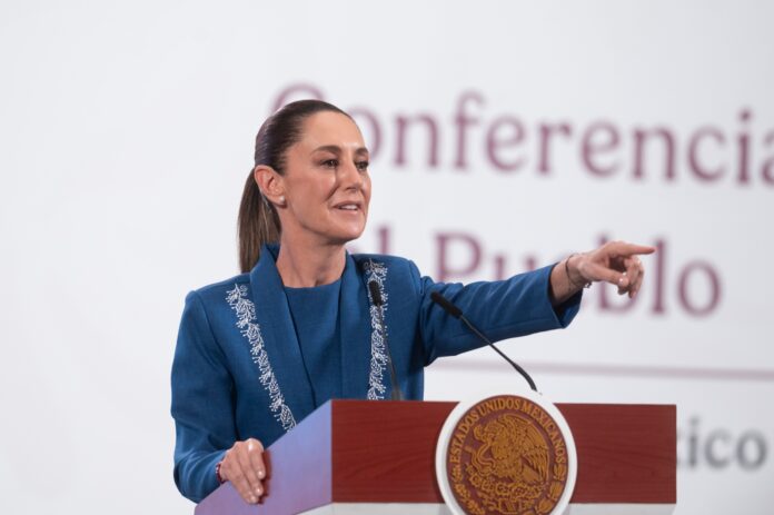 Claudia Sheinbaum reafirmó su compromiso con un verdadero Estado de derecho y lanzó un mensaje contundente a empresarios que enfrentan litigios Claudia Sheinbaum reafirmó su compromiso con un verdadero Estado de derecho y lanzó un mensaje contundente a empresarios que enfrentan litigios