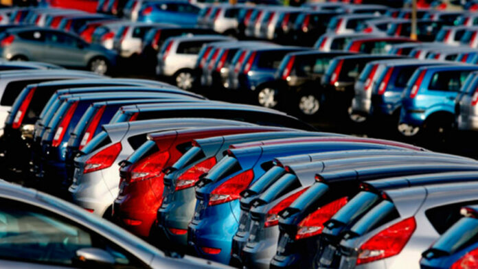 Vehículos Ligeros (RAIAVL), los cuales revelan una ligera disminución en las ventas de vehículos ligeros durante mayo de 2025 en México. Vehículos Ligeros (RAIAVL), los cuales revelan una ligera disminución en las ventas de vehículos ligeros durante mayo de 2025 en México.