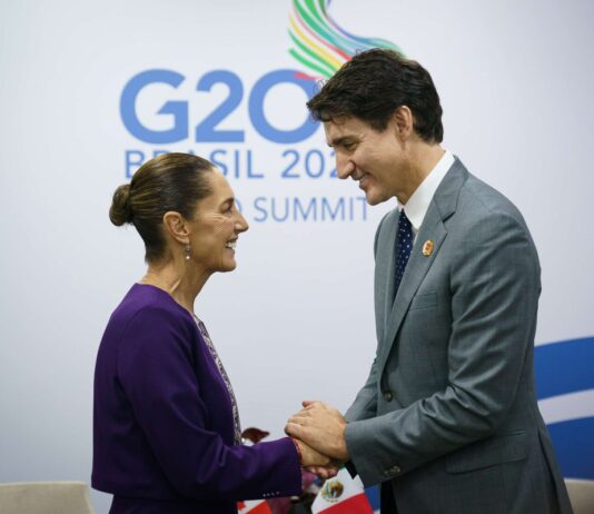 La presidenta de México dio a conocer este miércoles que sostuvo una llamada con el primer ministro de Canadá, en la que ambos mandatarios reafirmaron su compromiso con el Tratado entre México, Estados Unidos y Canadá