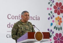 La Secretaría de Marina ( SEMAR ) presentó un plan de modernización portuaria que contempla inversiones superiores a 100 mil millones de pesos en seis instalaciones marítimas del país. Los