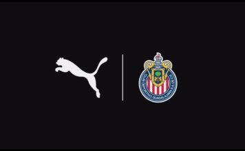 Chivas y PUMA se deslindan de declaraciones de “Chicharito” y reafirman compromiso con la igualdad de género El Club Deportivo Guadalajara y la marca deportiva PUMA se pronunciaron este miércoles en torno a los recientes comentarios realizados por el futbolista Javier “Chicharito” Hernández en redes sociales, los cuales han sido señalados como misóginos por parte de la opinión pública. En un comunicado dirigido a su afición y a la sociedad, Chivas dejó en claro que las expresiones del jugador corresponden a una postura individual que no representa los valores del club. “Los recientes mensajes que se publicaron en redes sociales representan una postura individual, mismos que son ajenos a los principios y los valores de nuestra institución”, sostuvo el equipo rojiblanco. La institución afirmó haber tomado medidas internas conforme a su reglamento y reiteró su compromiso con la equidad de género, el respeto y la generación de espacios seguros e inclusivos. “Nos caracterizamos por promover entornos seguros e inclusivos, con un enfoque constante en la igualdad de oportunidades entre mujeres y hombres”, añadió el club. Por su parte, la marca PUMA también emitió un posicionamiento en el que subrayó que las opiniones expresadas por Hernández no reflejan su postura como empresa. “Estas opiniones corresponden al ámbito personal y se mantienen independientes de los valores y la postura de la marca”, señaló. La empresa reafirmó su respaldo a los movimientos que promueven la igualdad y el respeto hacia las mujeres, así como su trabajo con atletas, entrenadoras, jugadoras y comunidades que luchan por espacios más justos en el deporte. Tanto Chivas como PUMA enfatizaron que continuarán promoviendo la inclusión, el respeto y la equidad como pilares fundamentales dentro y fuera del campo. Las reacciones institucionales se dan después de que en días recientes, Hernández difundiera varios mensajes a través de sus redes sociales, en los que afirmaba, entre otras cosas: “Mujeres, están fracasando, están erradicando la masculinidad haciendo a la sociedad hipersensible”; “Encarnen su energía femenina: cuidando, nutriendo, recibiendo, multiplicando, limpiando, sosteniendo el hogar, que es el lugar más preciado para nosotros los hombres”; y “No le tengan miedo a ser mujeres, a permitirse ser lideradas por un hombre que lo único que quiere es verlas felices”. Las expresiones generaron una ola de críticas tanto en redes sociales como en medios de comunicación, incluyendo pronunciamientos de figuras públicas y activistas feministas. La presidenta Claudia Sheinbaum también se refirió al tema en su conferencia matutina del miércoles, señalando que Hernández “es un buen futbolista, pero tiene mucho que aprender todavía sobre las mujeres y la igualdad sustantiva”. La Federación Mexicana de Futbol (FMF), por su parte, confirmó que abrió un procedimiento interno y aplicó una multa económica al jugador. Hasta el momento el futbolista no ha emitido ningún mensaje al respecto