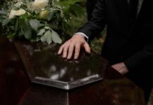 Servicios funerarios, entre la informalidad y la indignación; gobierno federal revisará cómo intervenir