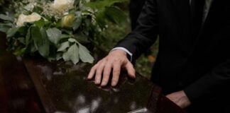 Servicios funerarios, entre la informalidad y la indignación; gobierno federal revisará cómo intervenir