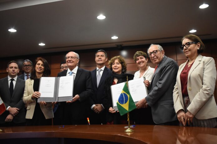 SALUD-20250828-ACUERDO-REGISTROS-SANITARIOS Firma de acuerdos registros sanitarios