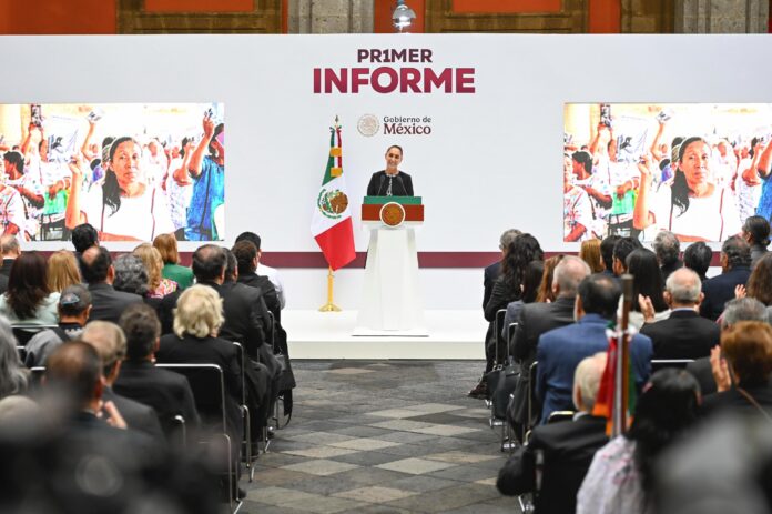 En su Primer Informe de Gobierno, la presidenta Claudia Sheinbaum Pardo destacó la reducción de la pobreza al nivel más bajo En su Primer Informe de Gobierno, la presidenta Claudia Sheinbaum Pardo destacó la reducción de la pobreza al nivel más bajo