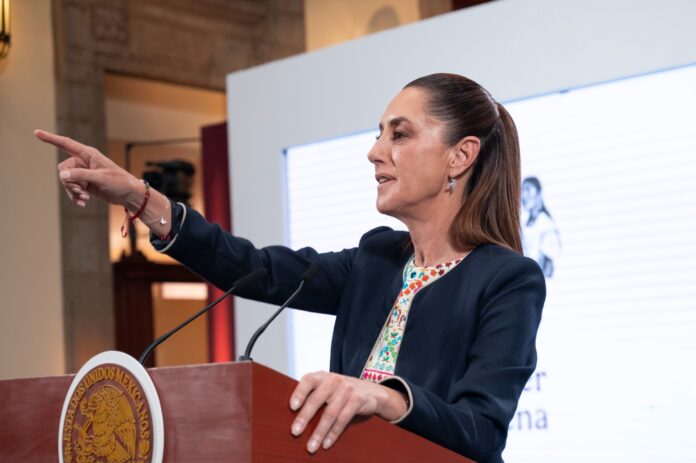 Este año, por primera vez, la presidenta Claudia Sheinbaum encabezará la tradicional ceremonia del Grito de Independencia; Este año, por primera vez, la presidenta Claudia Sheinbaum encabezará la tradicional ceremonia del Grito de Independencia;