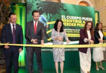 Corte de listón de campaña El Peso del Estigma