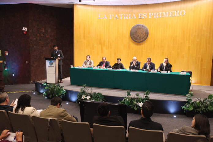 Mesa de Diálogo bajo el esquema de Parlamento Abierto. Tema: Desarrollo Económico